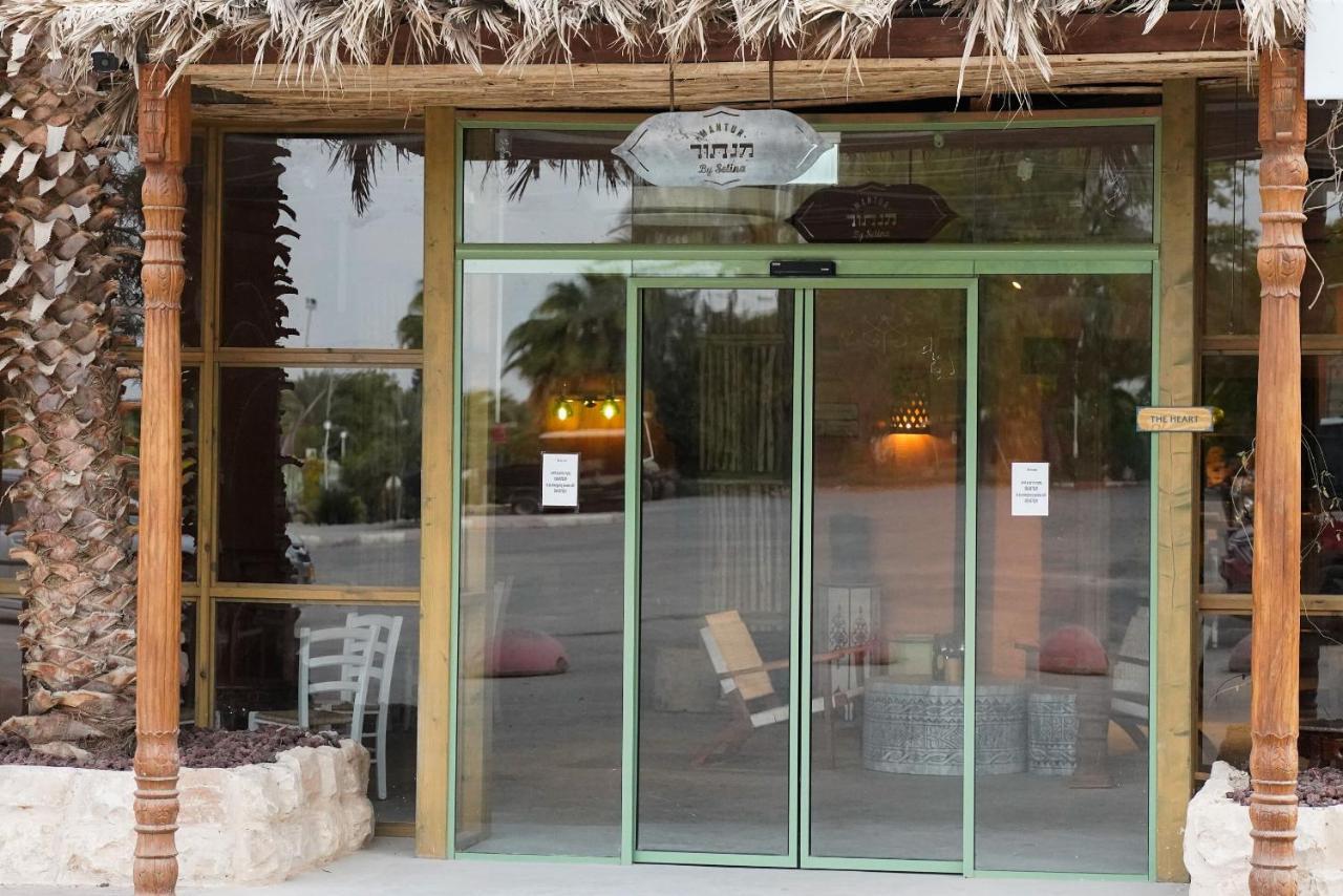 ホテル Selina Mantur Almog Dead Sea エクステリア 写真